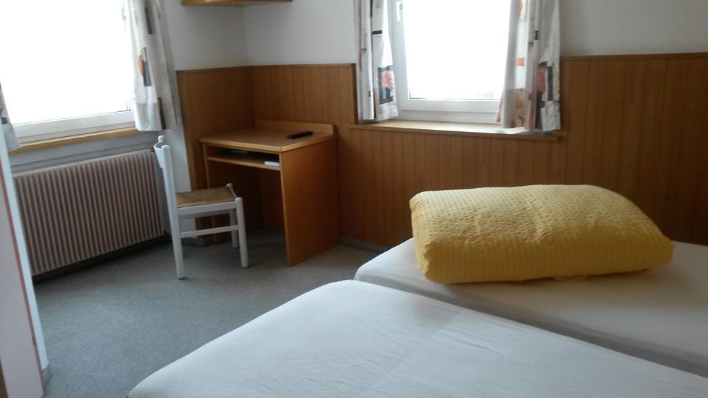 Hotel Raetia Tiefencastel Ngoại thất bức ảnh