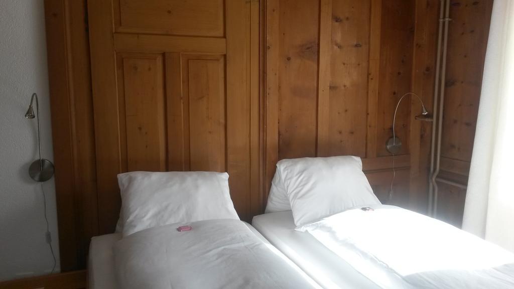 Hotel Raetia Tiefencastel Ngoại thất bức ảnh
